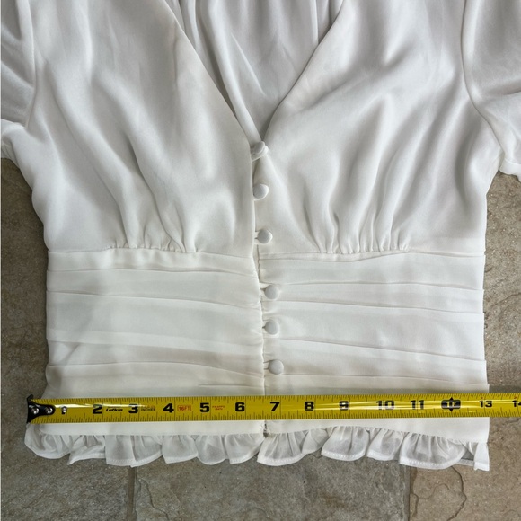 E.ssue White Blouse Small Bridal Brunch Ruffle Top Balletcore Coquette - Picture 11 of 11
